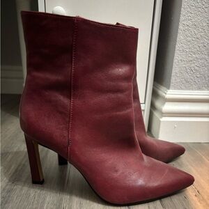 Vince Camuto Burgundy Heeled Boots